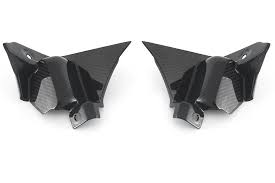 Unleash the Beast: Yamaha R1 Carbon Fiber Upgrades Unveiled post thumbnail image